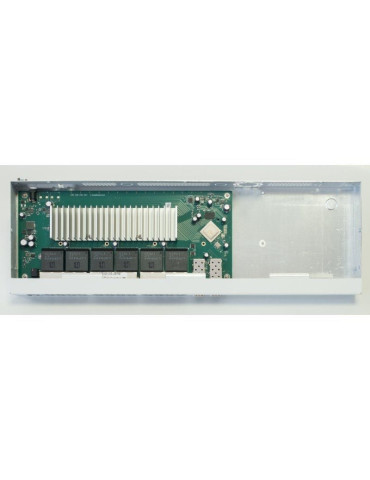 Switch Router Mikrotik CRS326-24G-2S+RM 26 Puertos/ RJ45 10/100/100/ SFP/ PoE 2